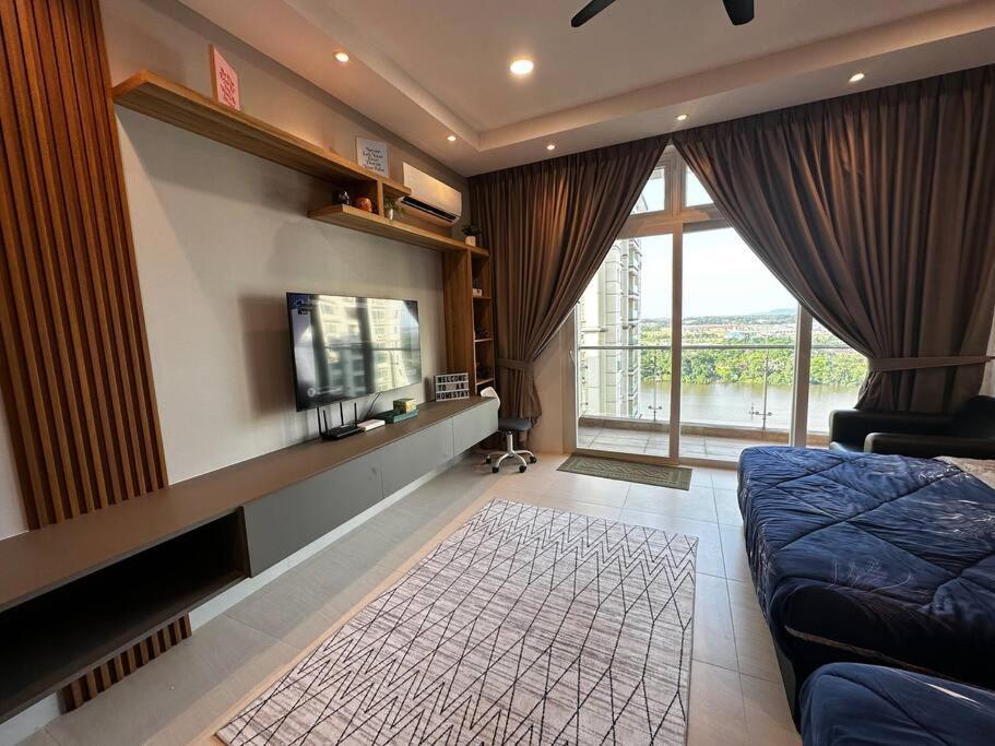 A.R Homestay Riverine Condominium Кучинг Экстерьер фото