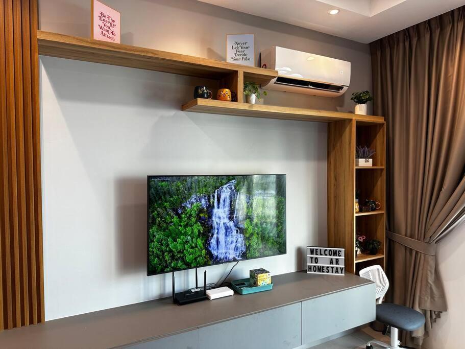 A.R Homestay Riverine Condominium Кучинг Экстерьер фото